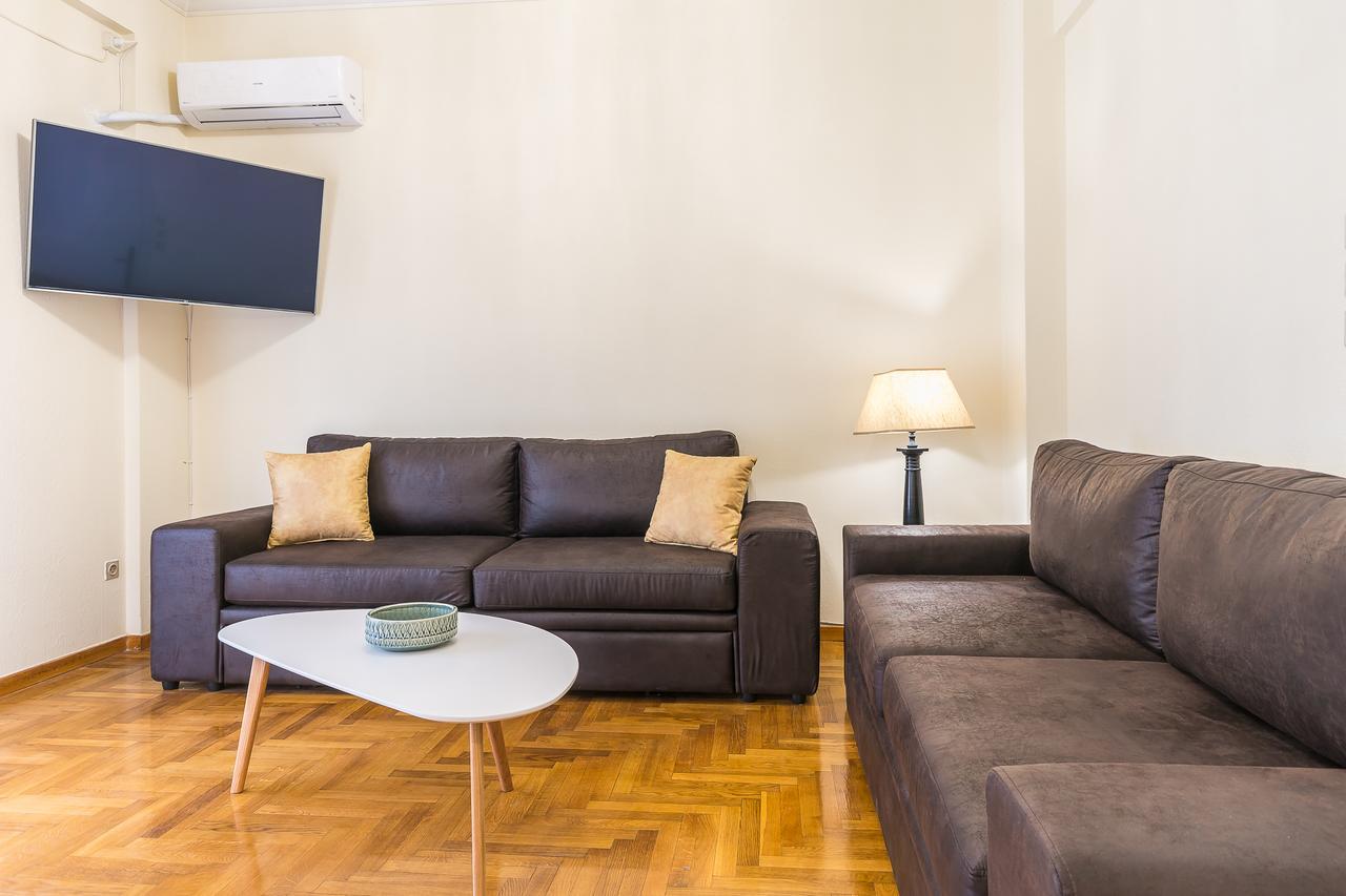 Victoria Queens Paradise Apartments Атина Екстериор снимка