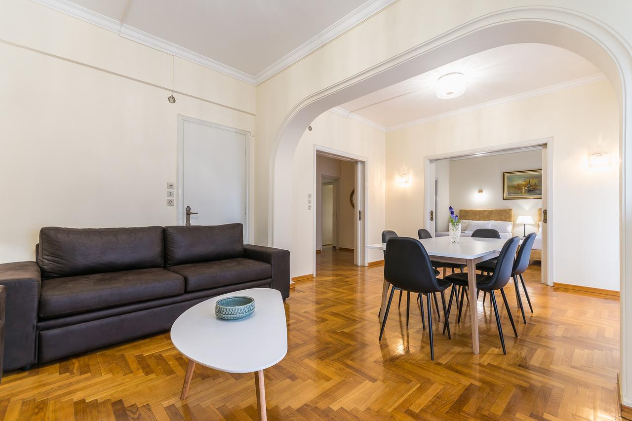 Victoria Queens Paradise Apartments Атина Екстериор снимка
