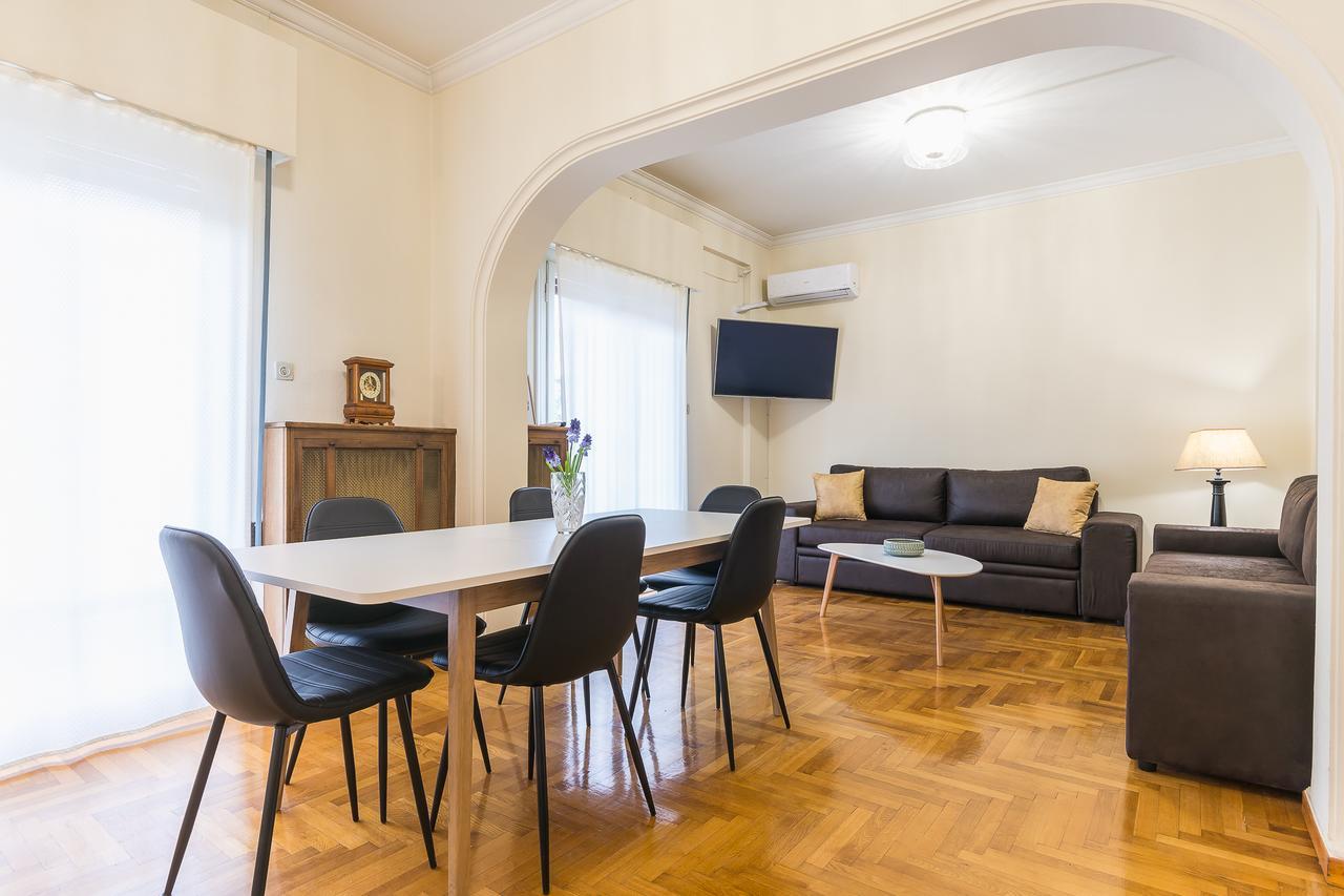 Victoria Queens Paradise Apartments Атина Екстериор снимка