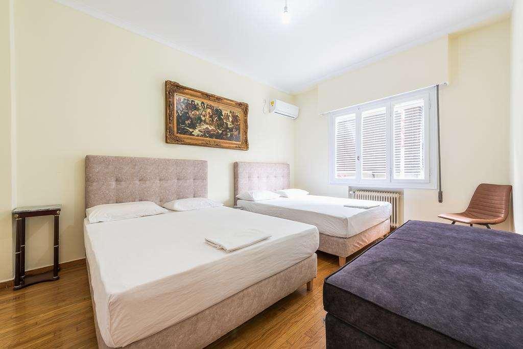 Victoria Queens Paradise Apartments Атина Стая снимка