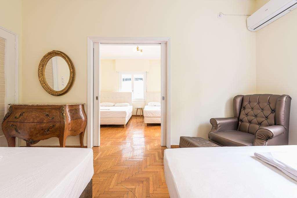 Victoria Queens Paradise Apartments Атина Стая снимка