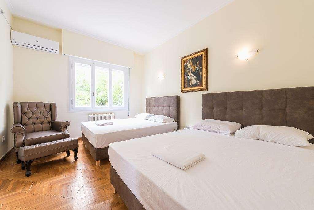 Victoria Queens Paradise Apartments Атина Стая снимка
